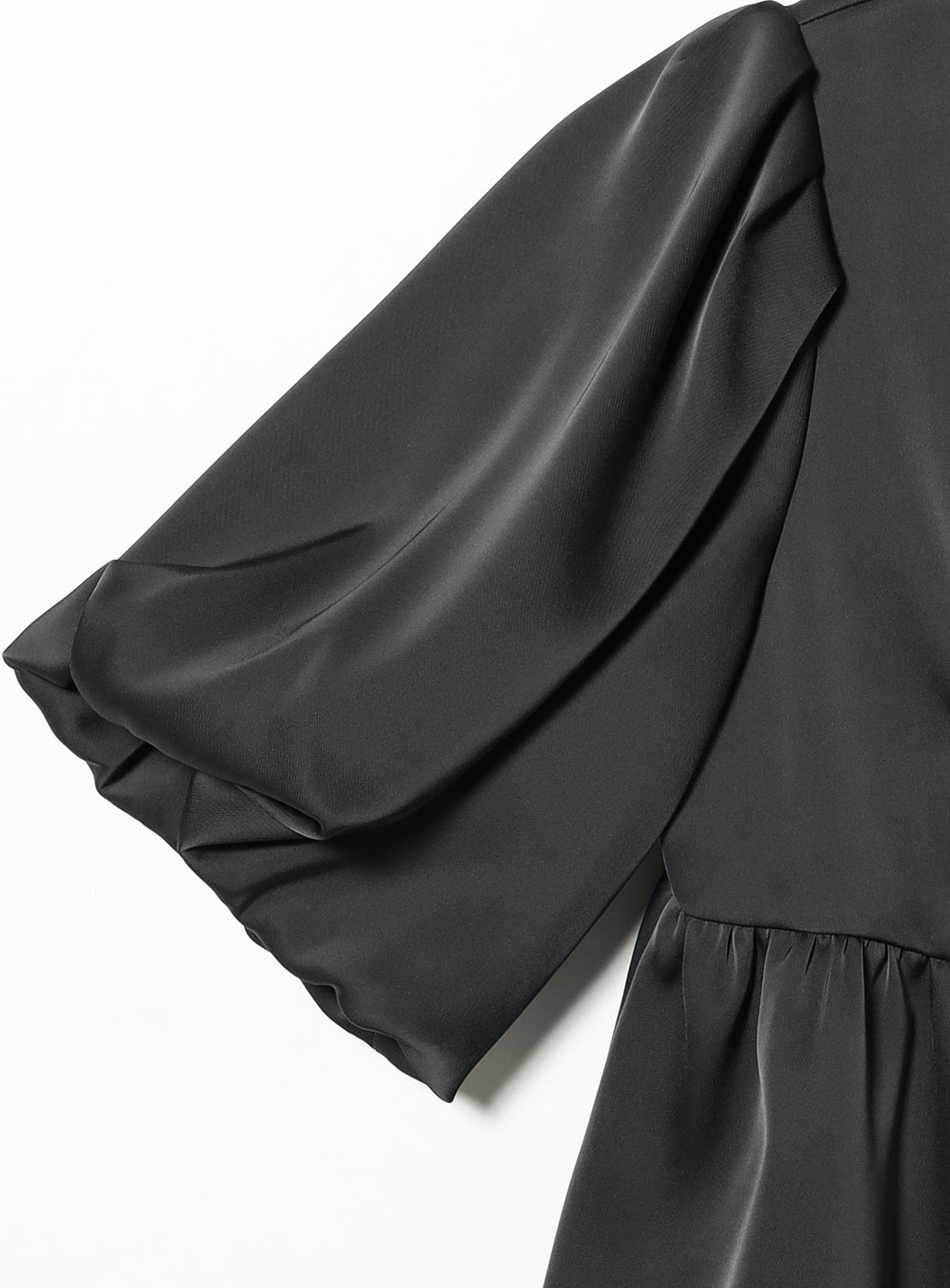 BEAMS SALON / Silky Puff Blouse