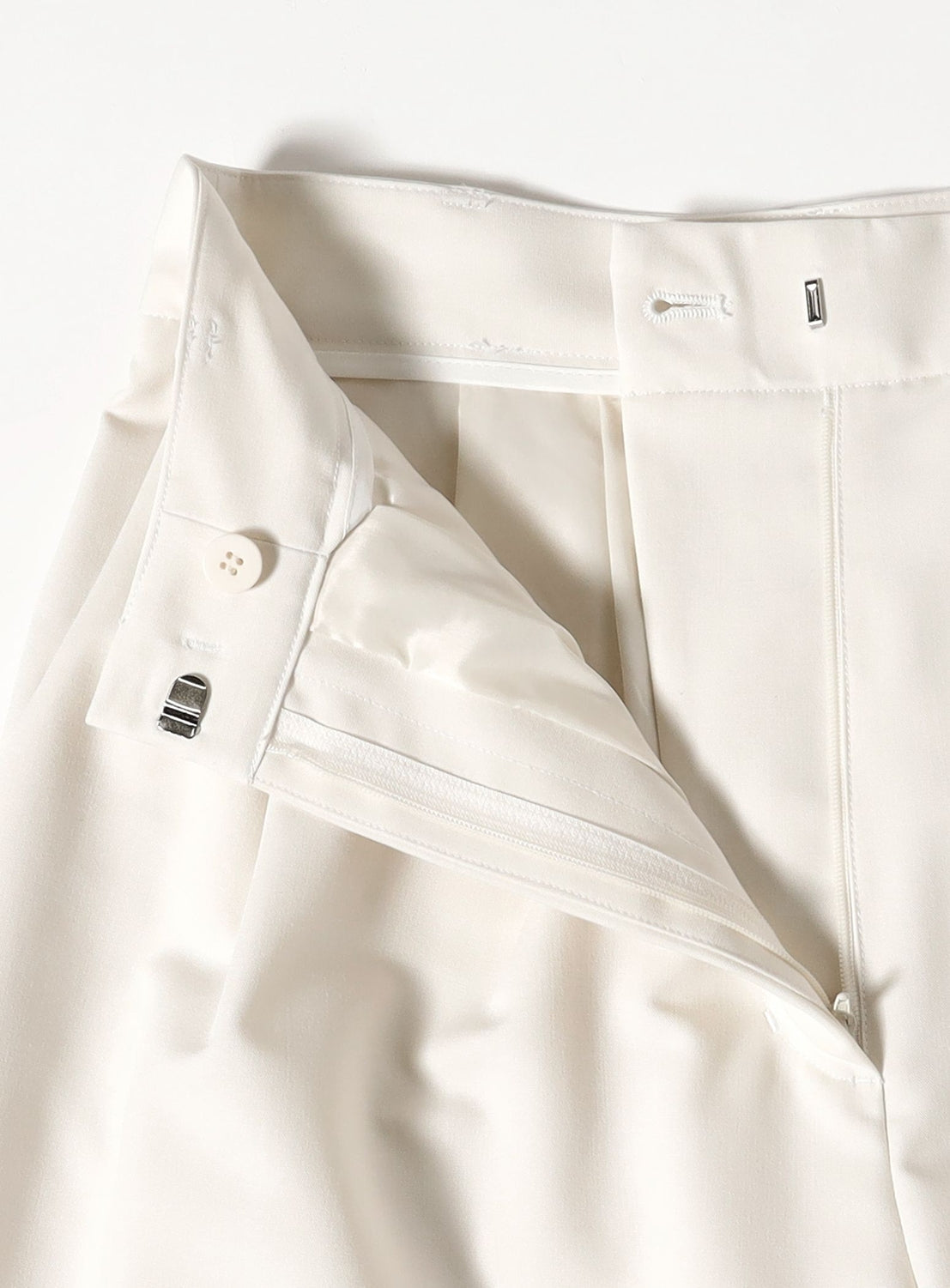Poplin Two-Tuck Pants