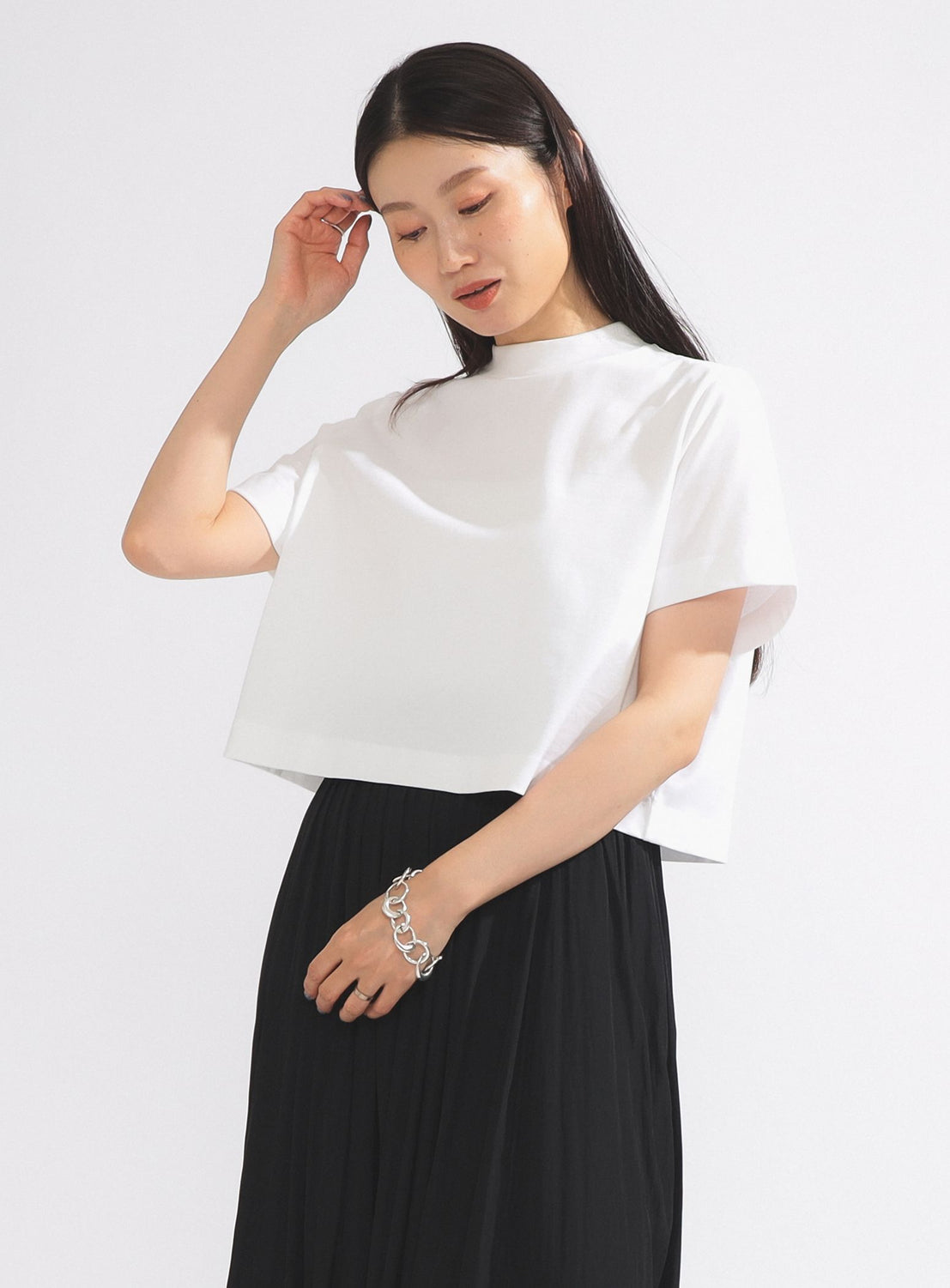 Mock Neck Cropped T-Shirt