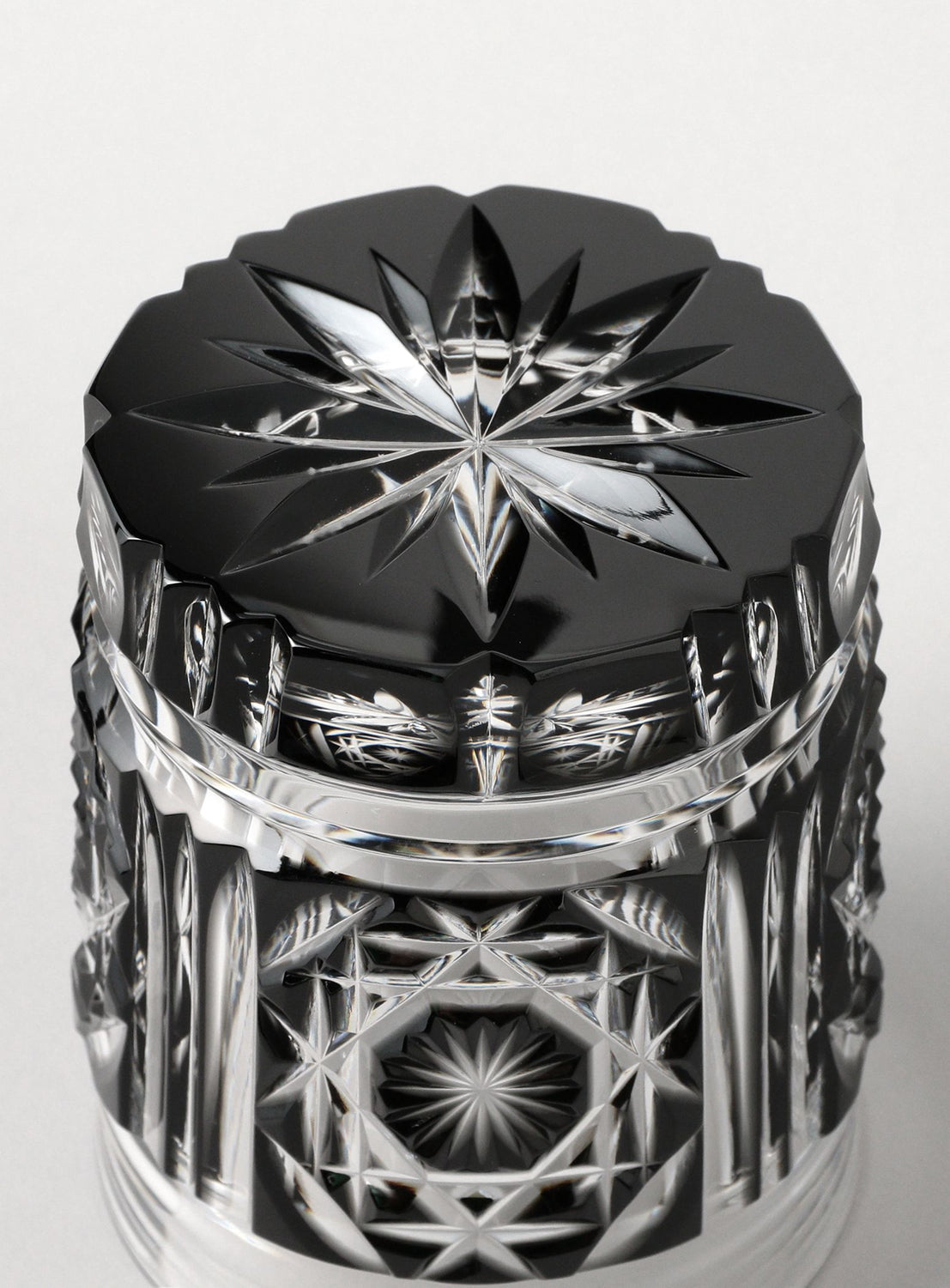 Bino Takumi Glass Studio Deshimaru / Satsuma Kiriko Tumbler (Black)