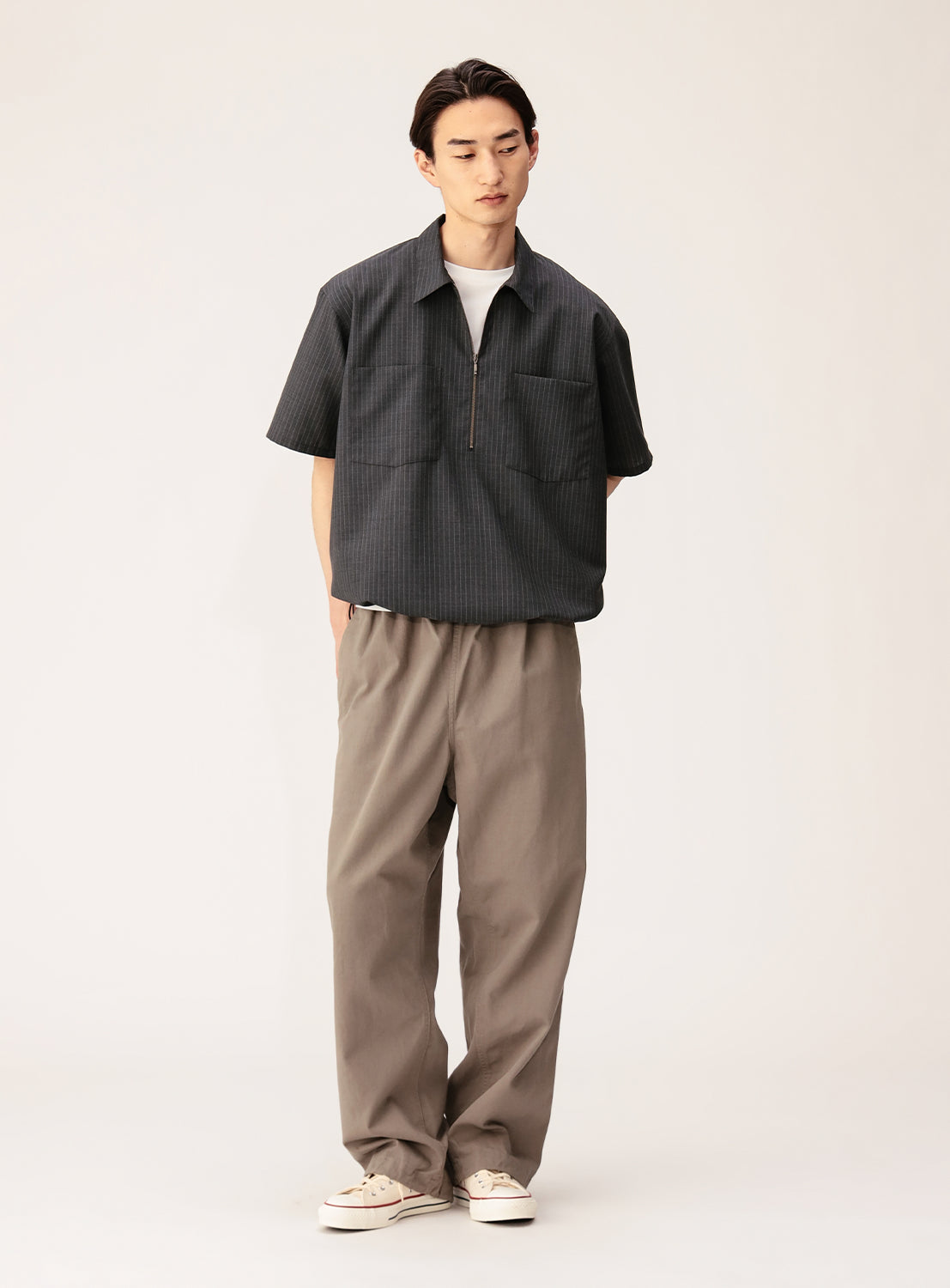 TW เสื้อเชิ้ตฮาล์ฟซิป ทรงหลวม