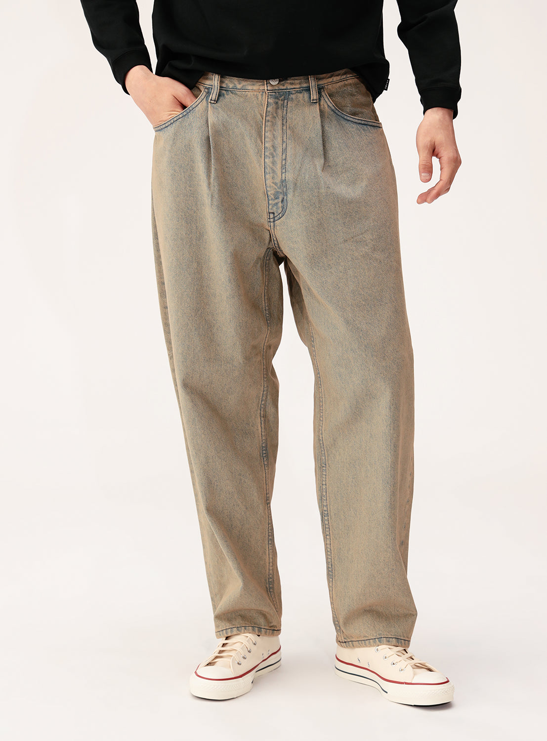 Wide Tapered Denim Pants