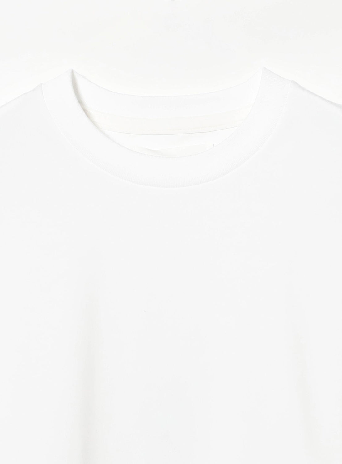 AK+1 / Oversized T-shirt