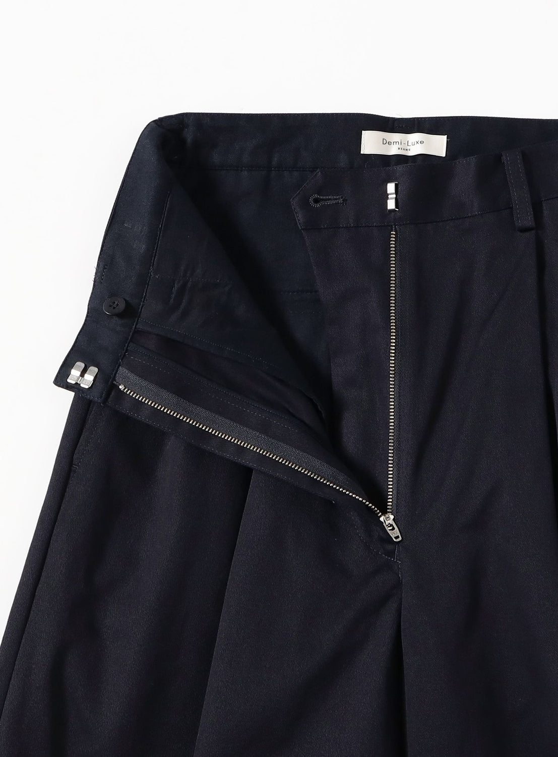 2-Tuck Chino Trousers
