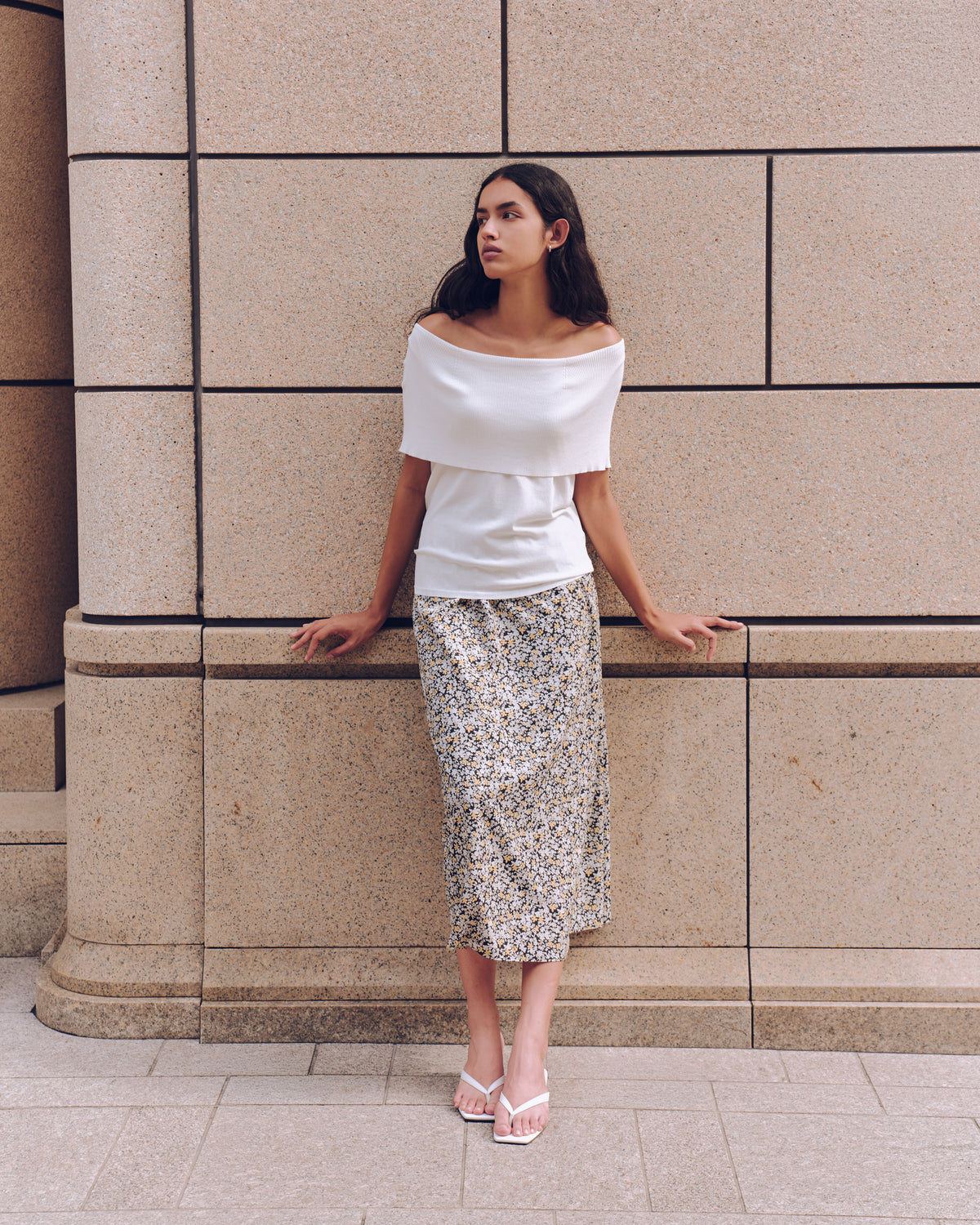 Off-Shoulder Sleeveless Knit