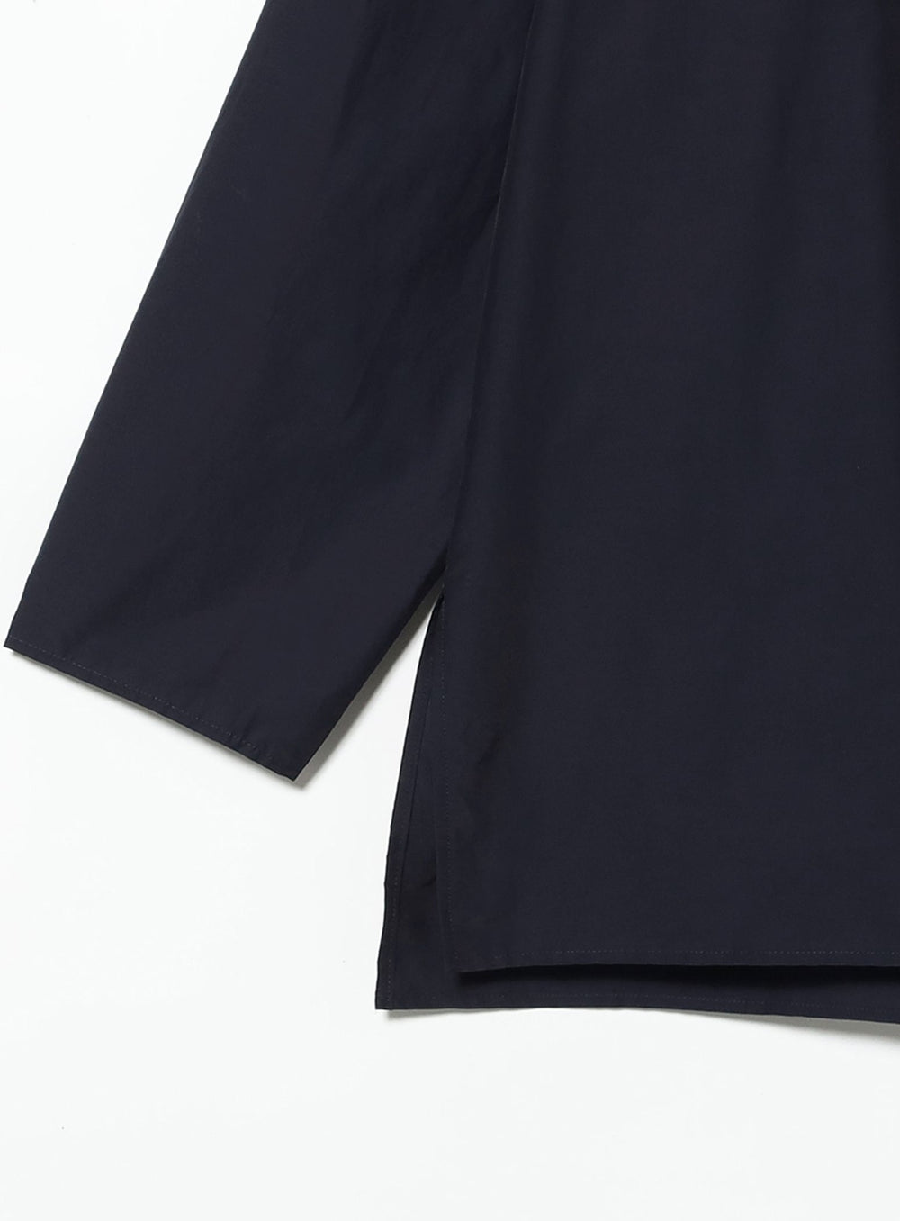 เสื้อพูลโอเวอร์คอตตอนไนลอน แต่งขอบไหล่