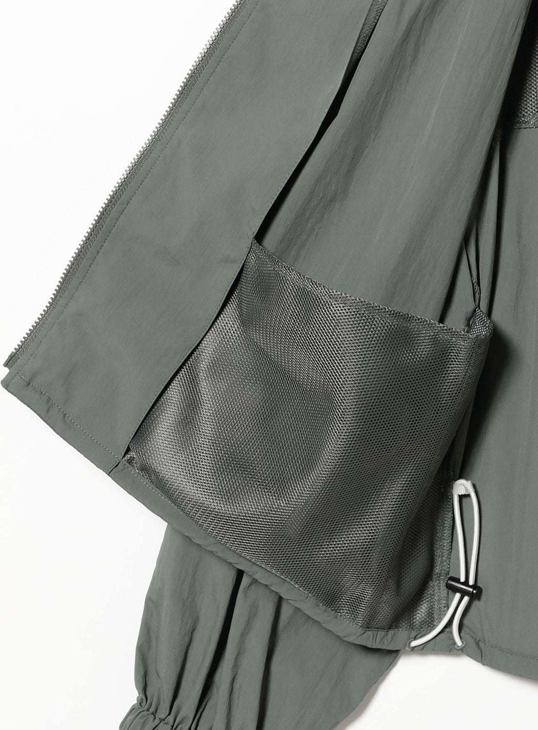 AK+1 / Airy Nylon Blouson