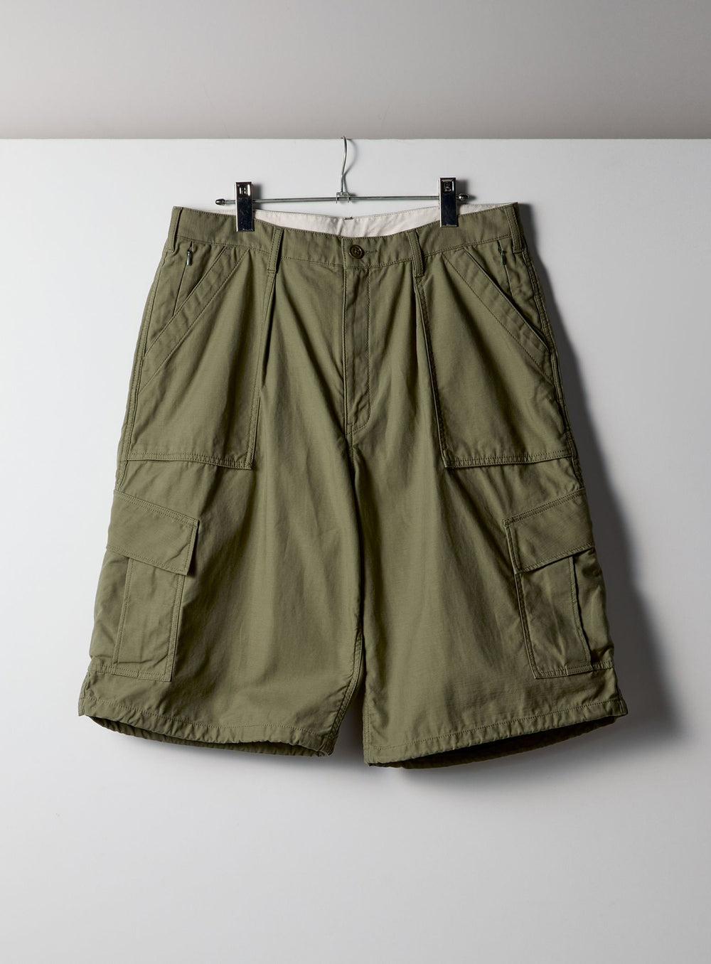 the A / Big 6Pocket Cargo Shorts