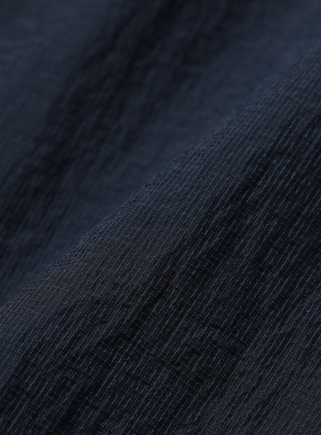 Lightweight Sheer Wide Short Coach Shirt