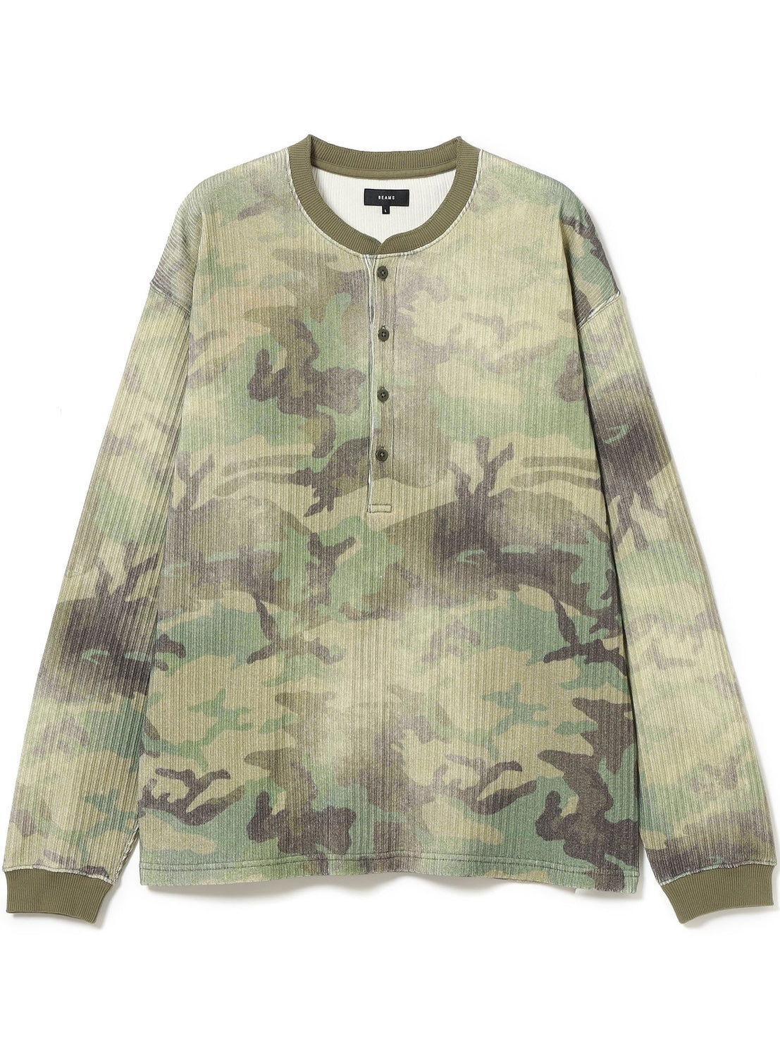 เสื้อยืดคอเฮนลีย์