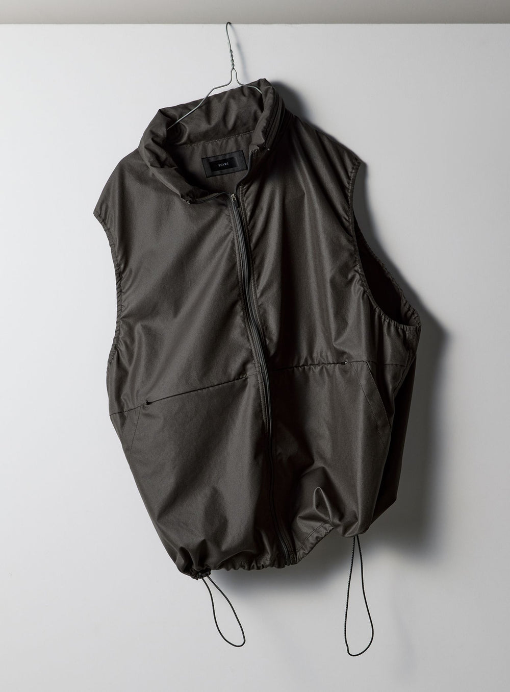 the A / COOL DOTS® Vest
