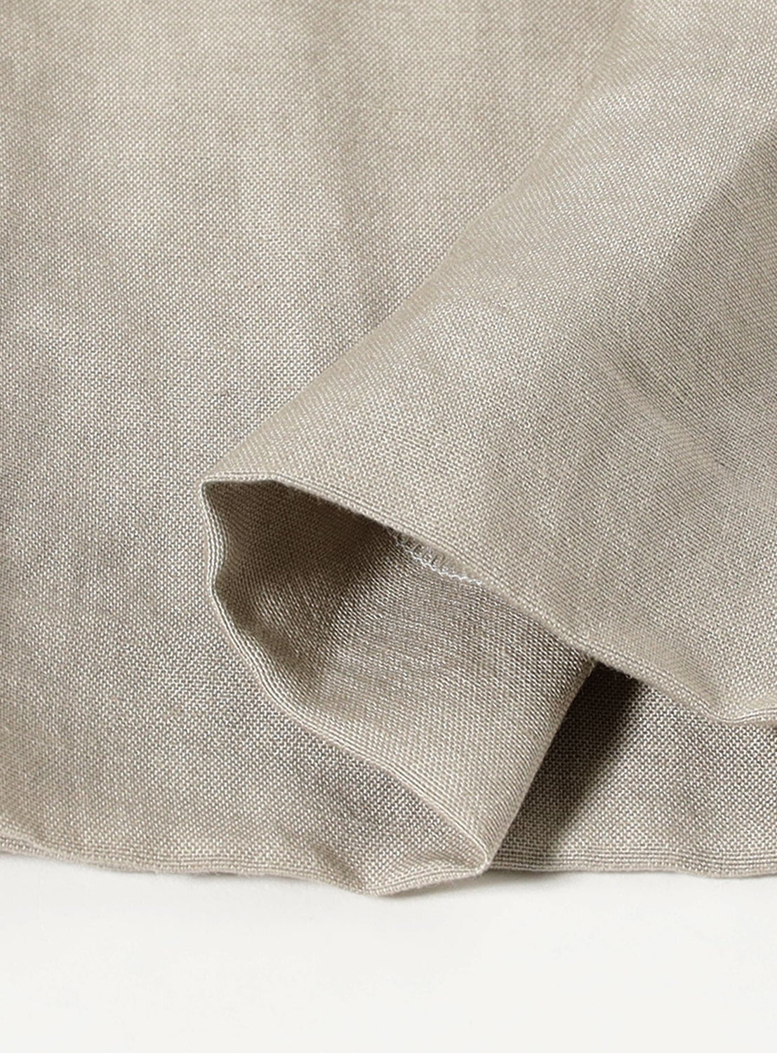 AK+1 / Linen Double-Pleated Pants