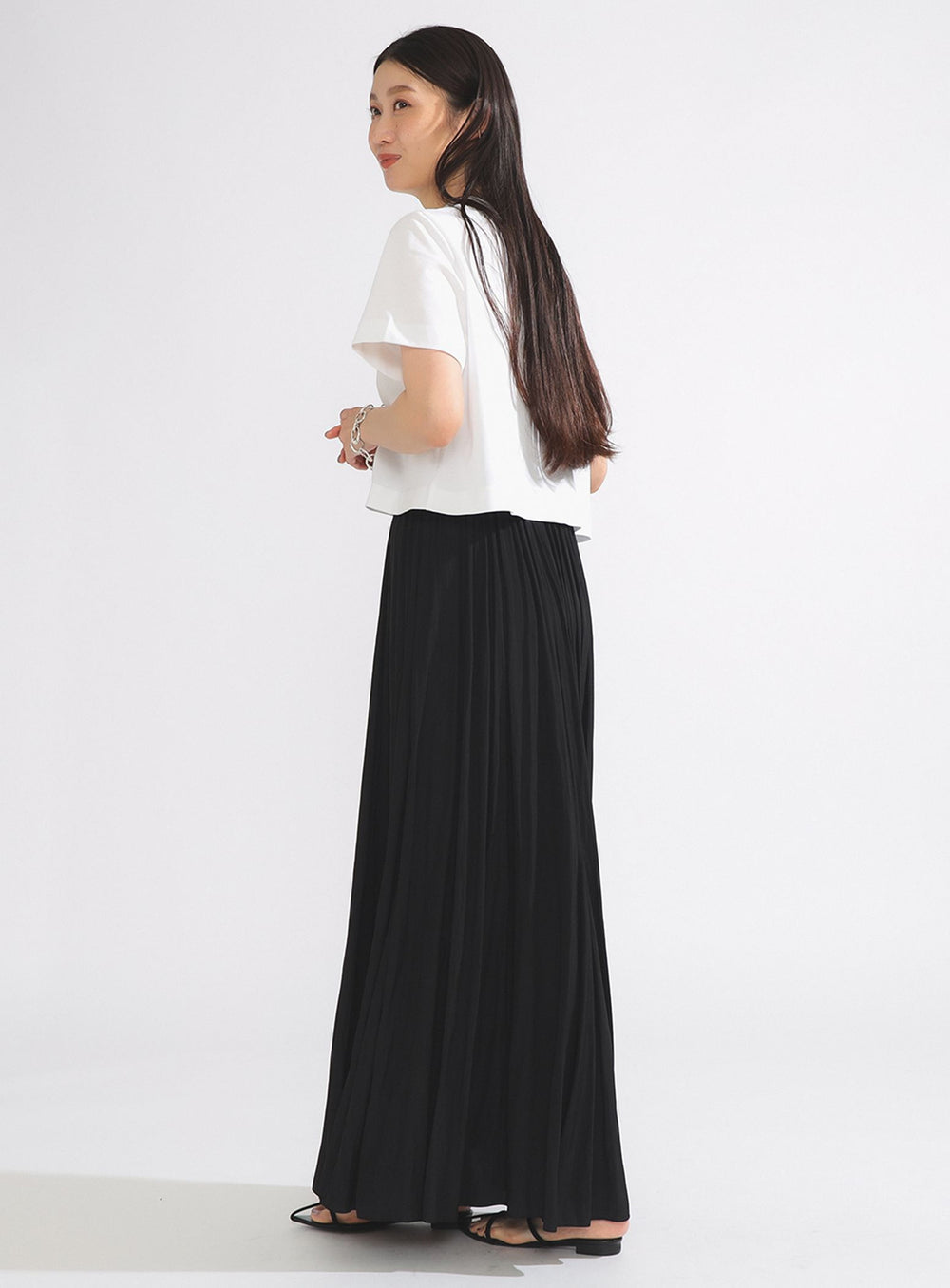 Mock Neck Cropped T-Shirt