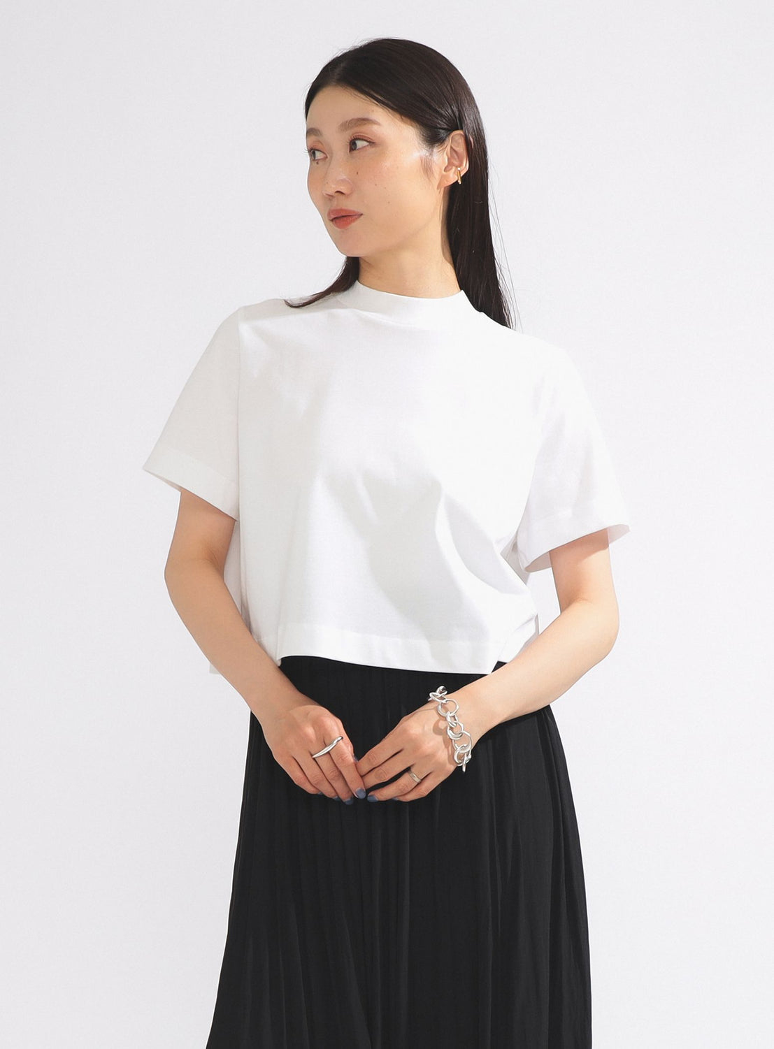 Mock Neck Cropped T-Shirt