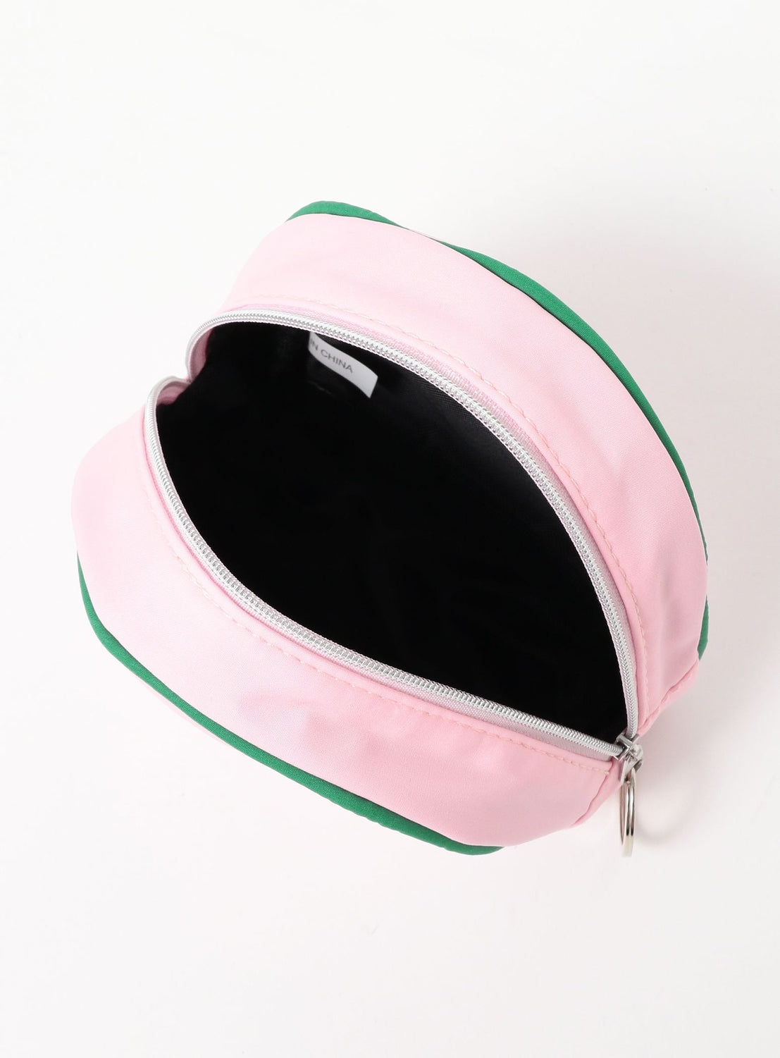 กระเป๋า Broad Pouch