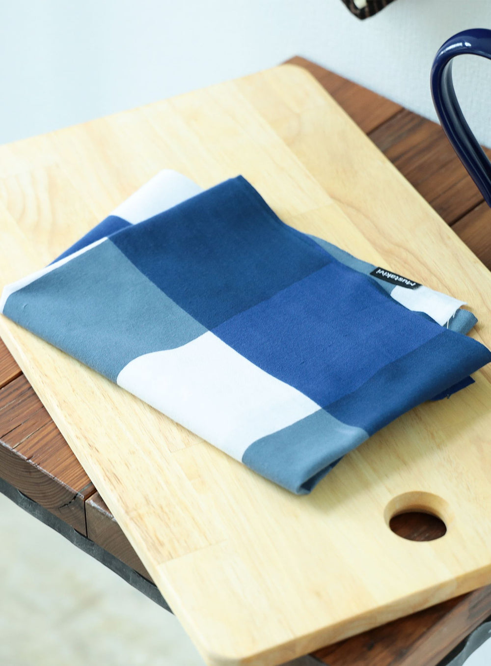 Mustakivi / Tenugui Towel