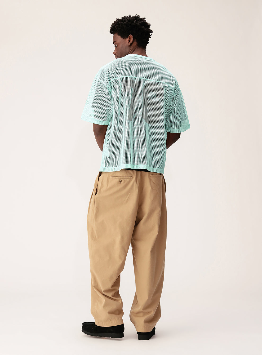 เสื้อยืดพิมพ์ลายผ้าตาข่าย [ทรงสั้นแบบหลวม]