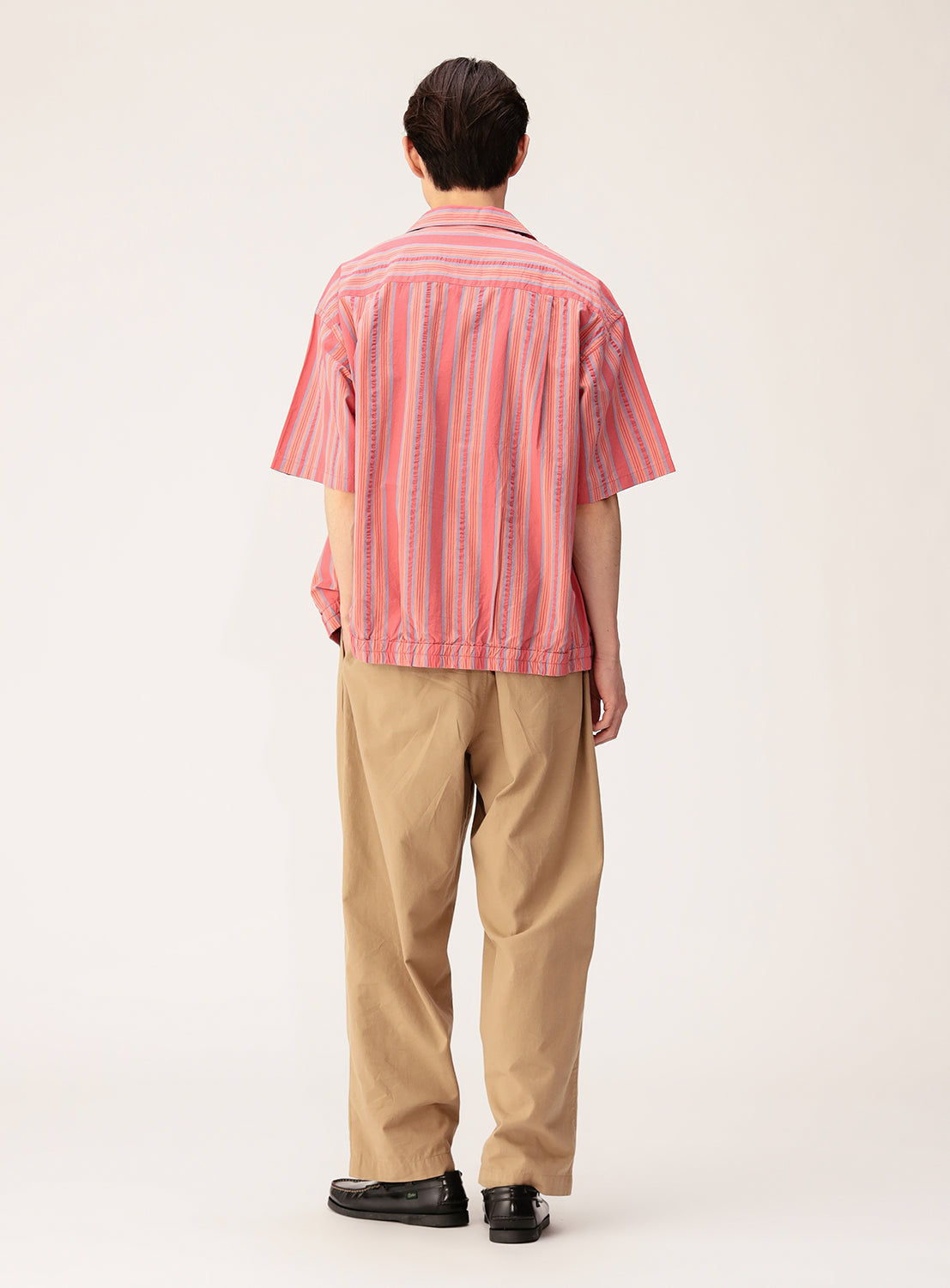 เสื้อเชิ้ตคอปกเปิดลายทางหลากสี ทรงหลวม