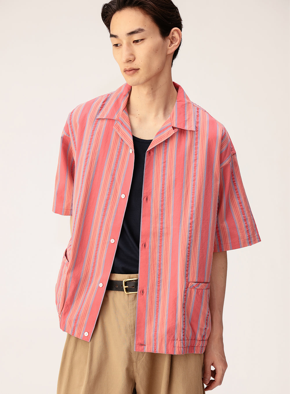 เสื้อเชิ้ตคอปกเปิดลายทางหลากสี ทรงหลวม