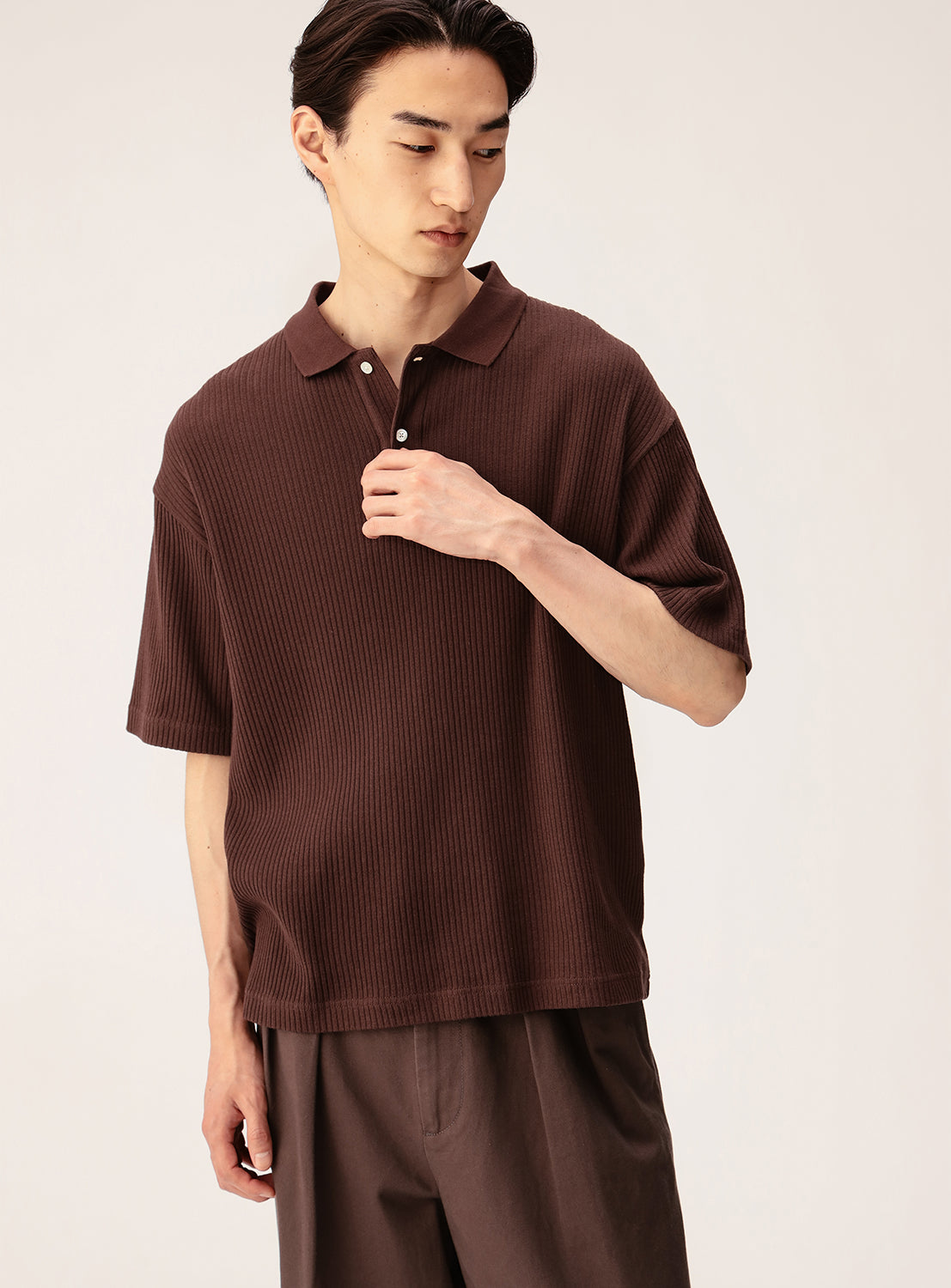 เสื้อโปโลแขนสั้นผ้าริบทรงครอป