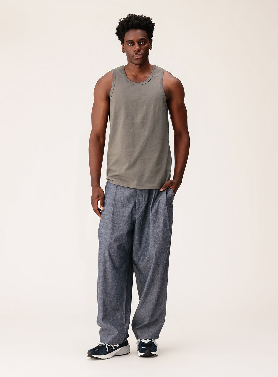 เสื้อกล้าม BEAMS ทรงหลวม