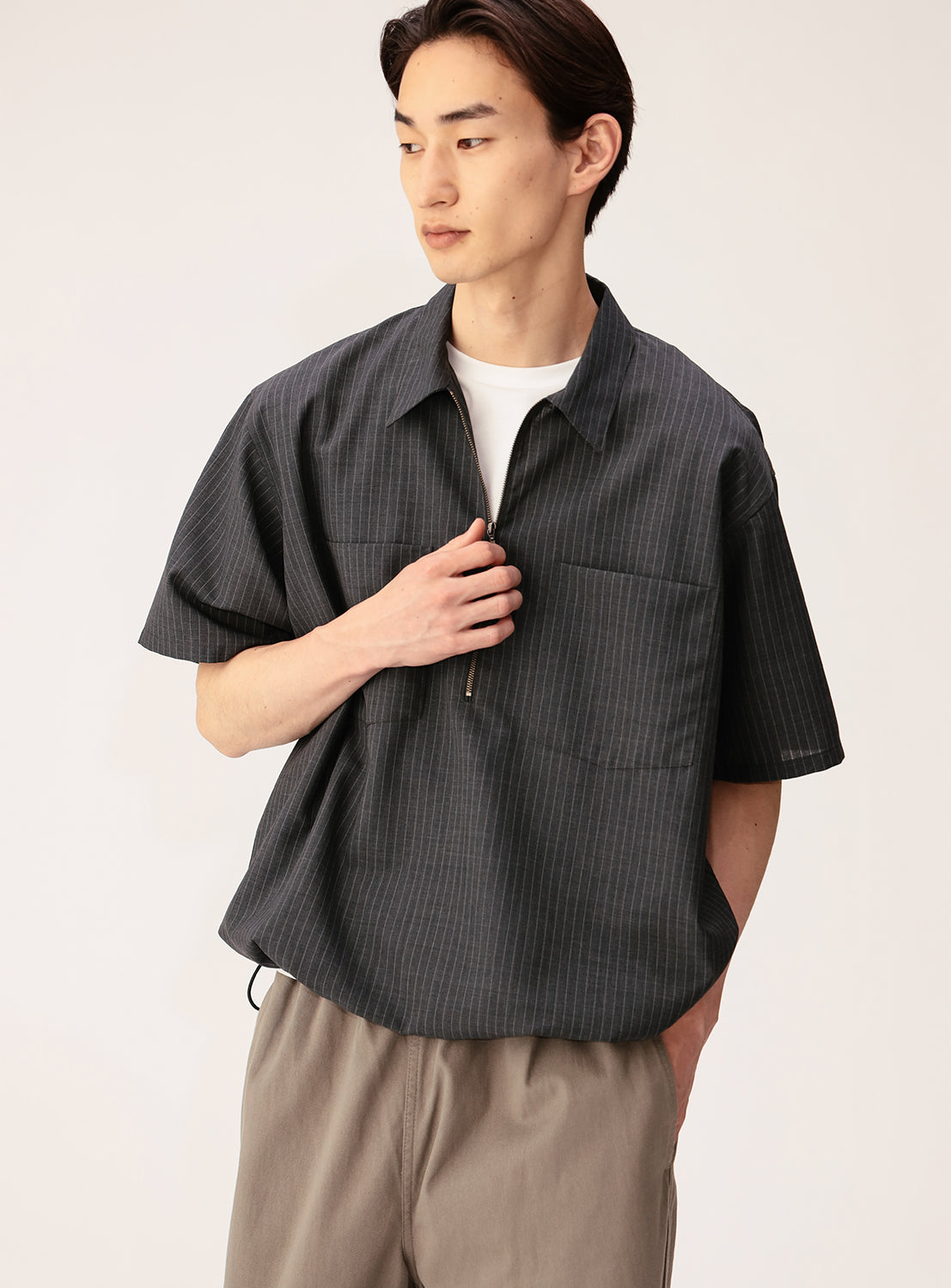 TW เสื้อเชิ้ตฮาล์ฟซิป ทรงหลวม