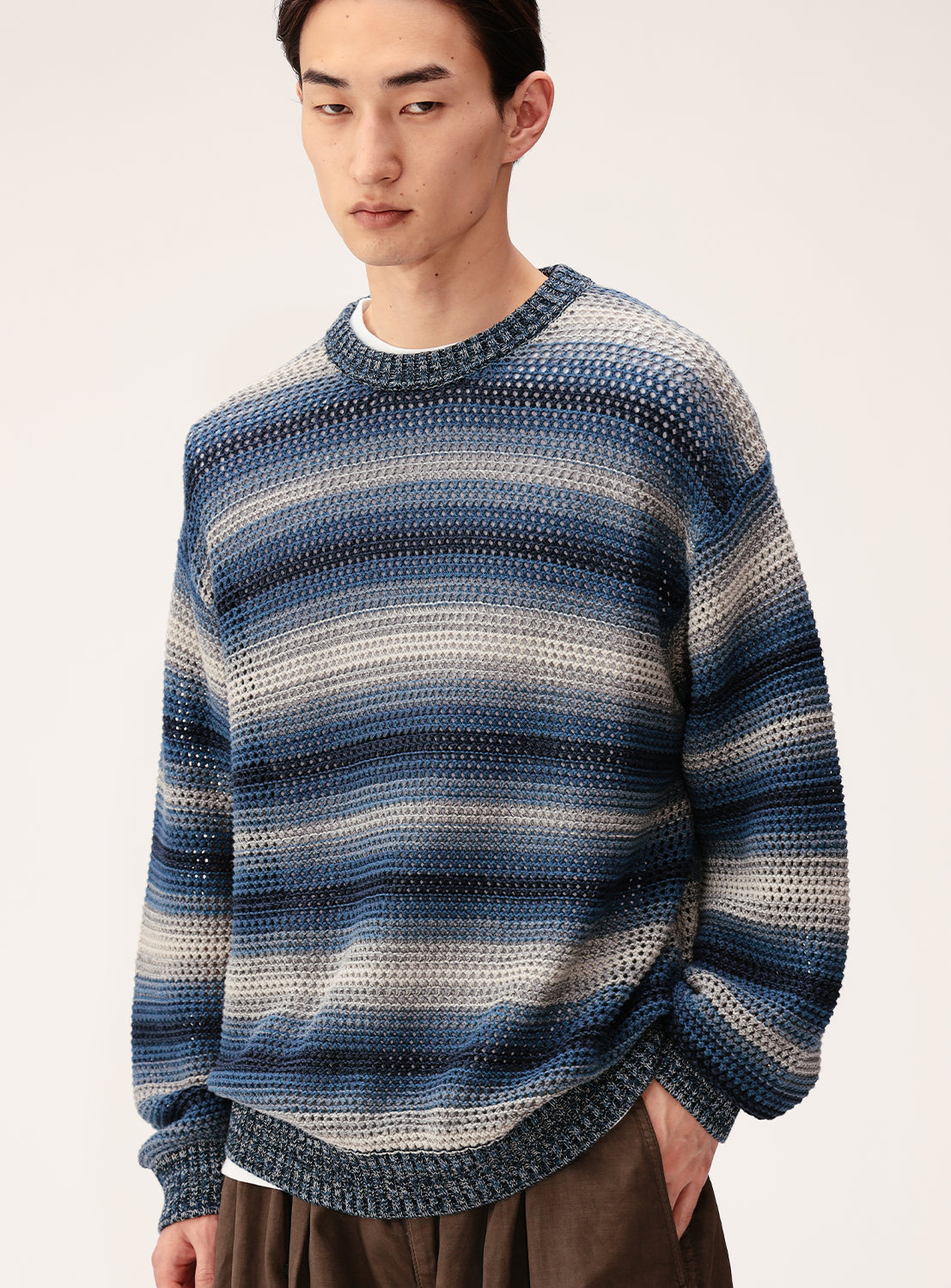 Mesh Border Crew Neck
