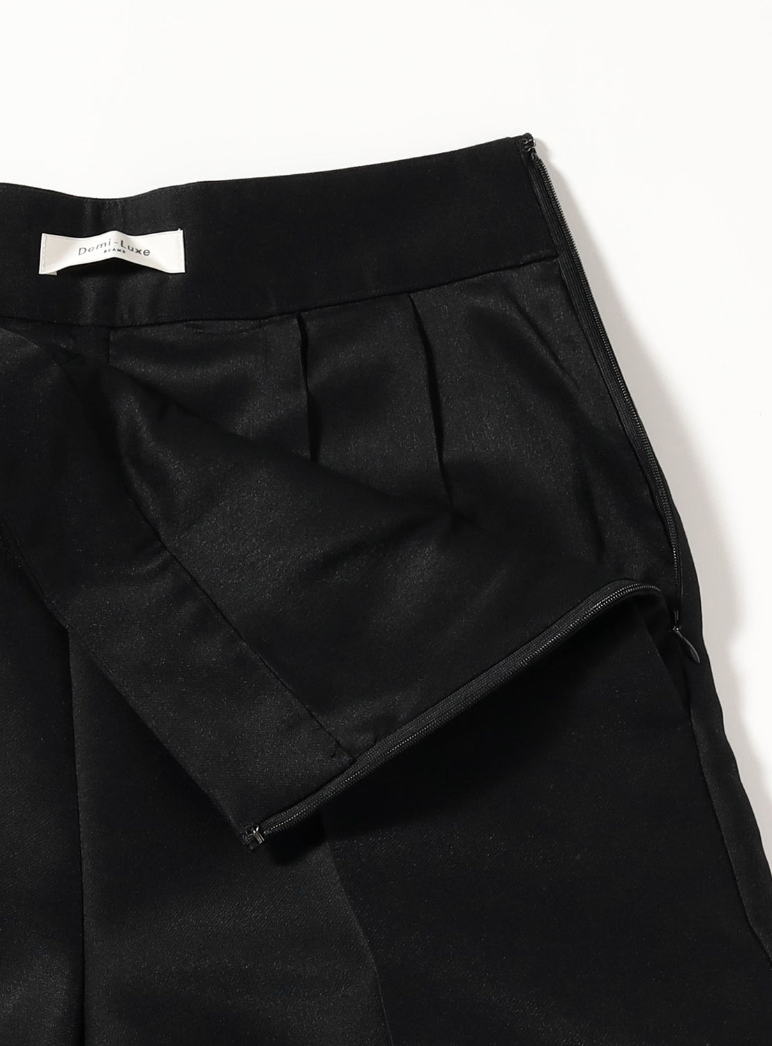 Wide-Leg Pants