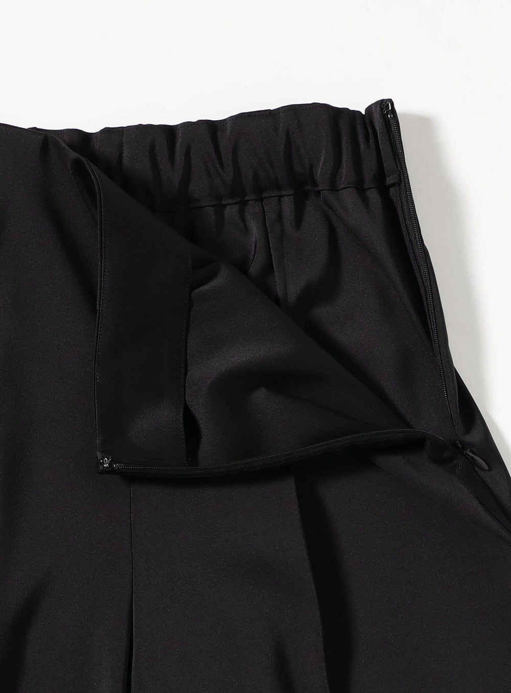 AK+1 / Satin Galon Wide Pants