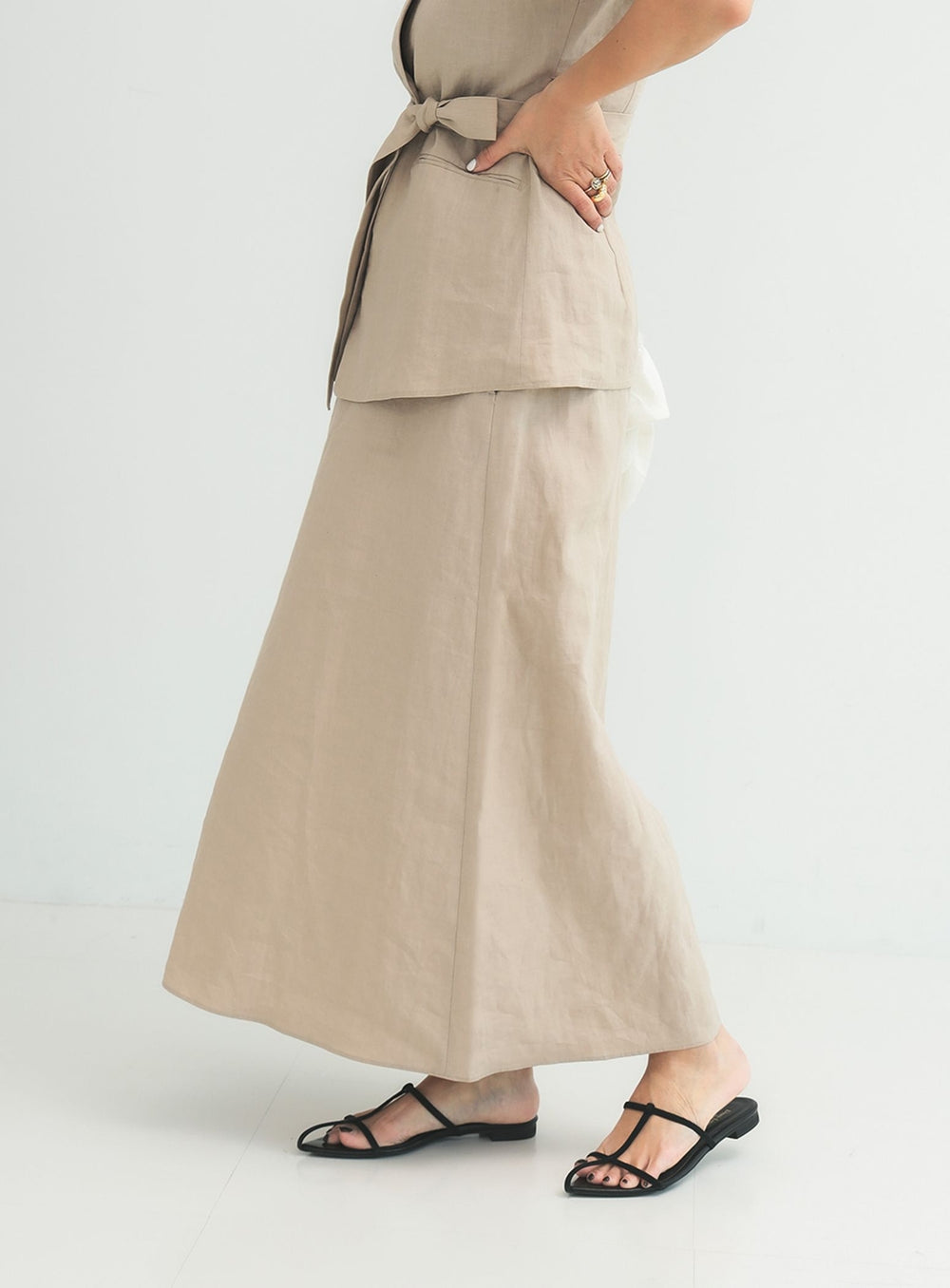 Simple Linen Skirt .M