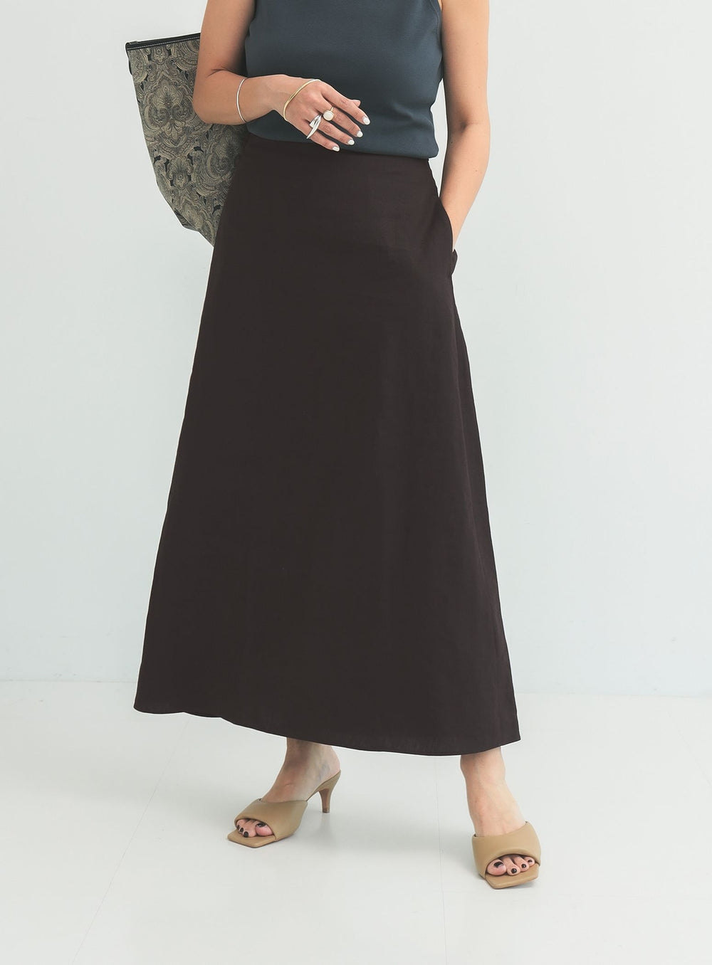 Simple Linen Skirt .M
