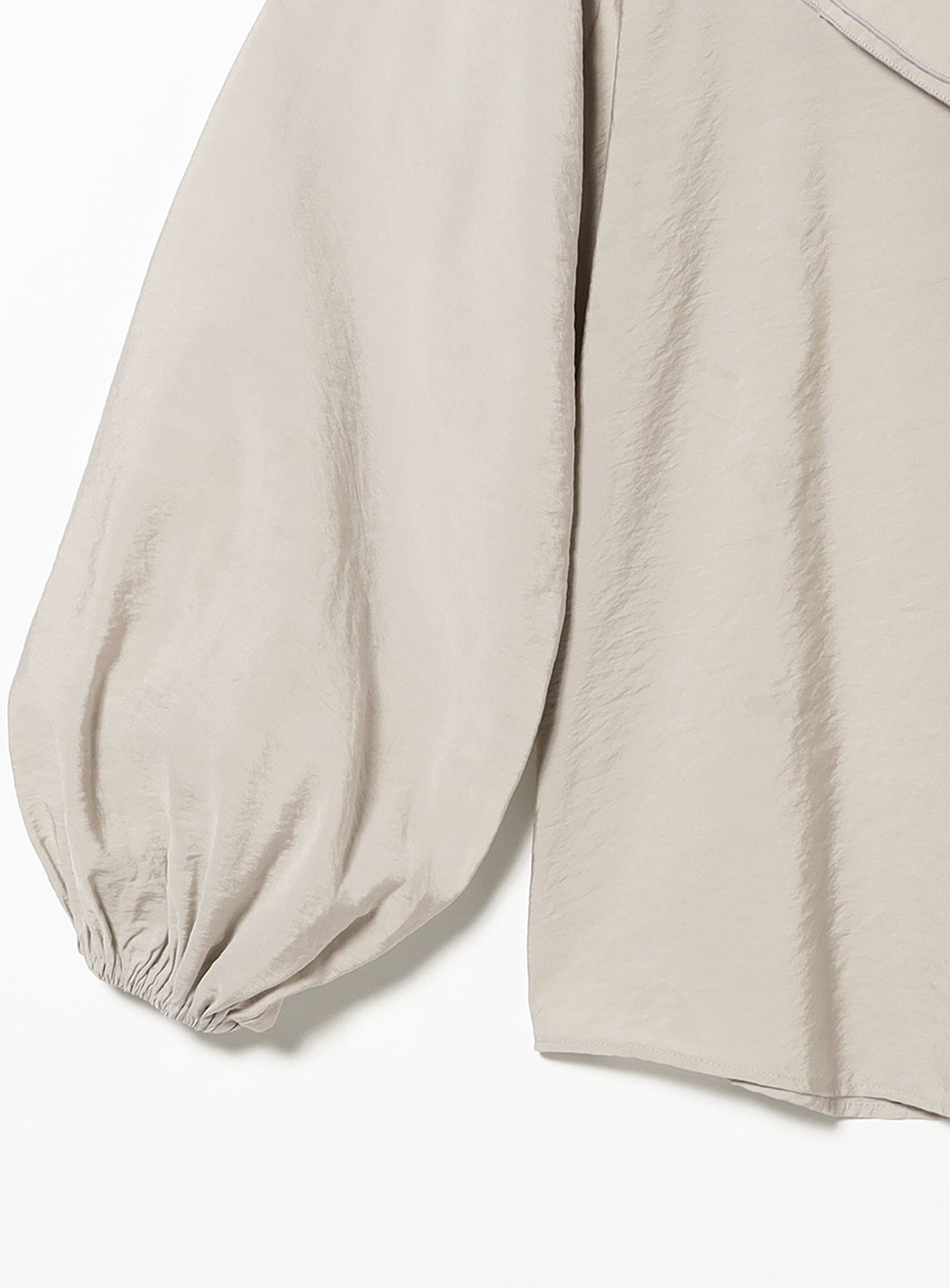 Ruffled Volume Blouse