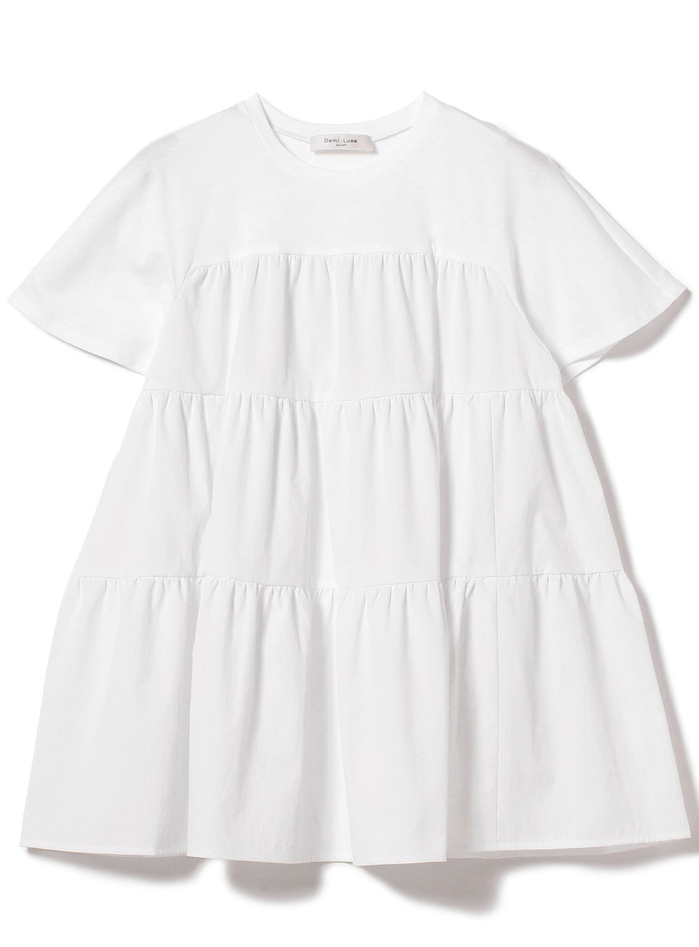 เสื้อพูลโอเวอร์ระบายเป็นชั้นดีไซน์ผสมผสาน