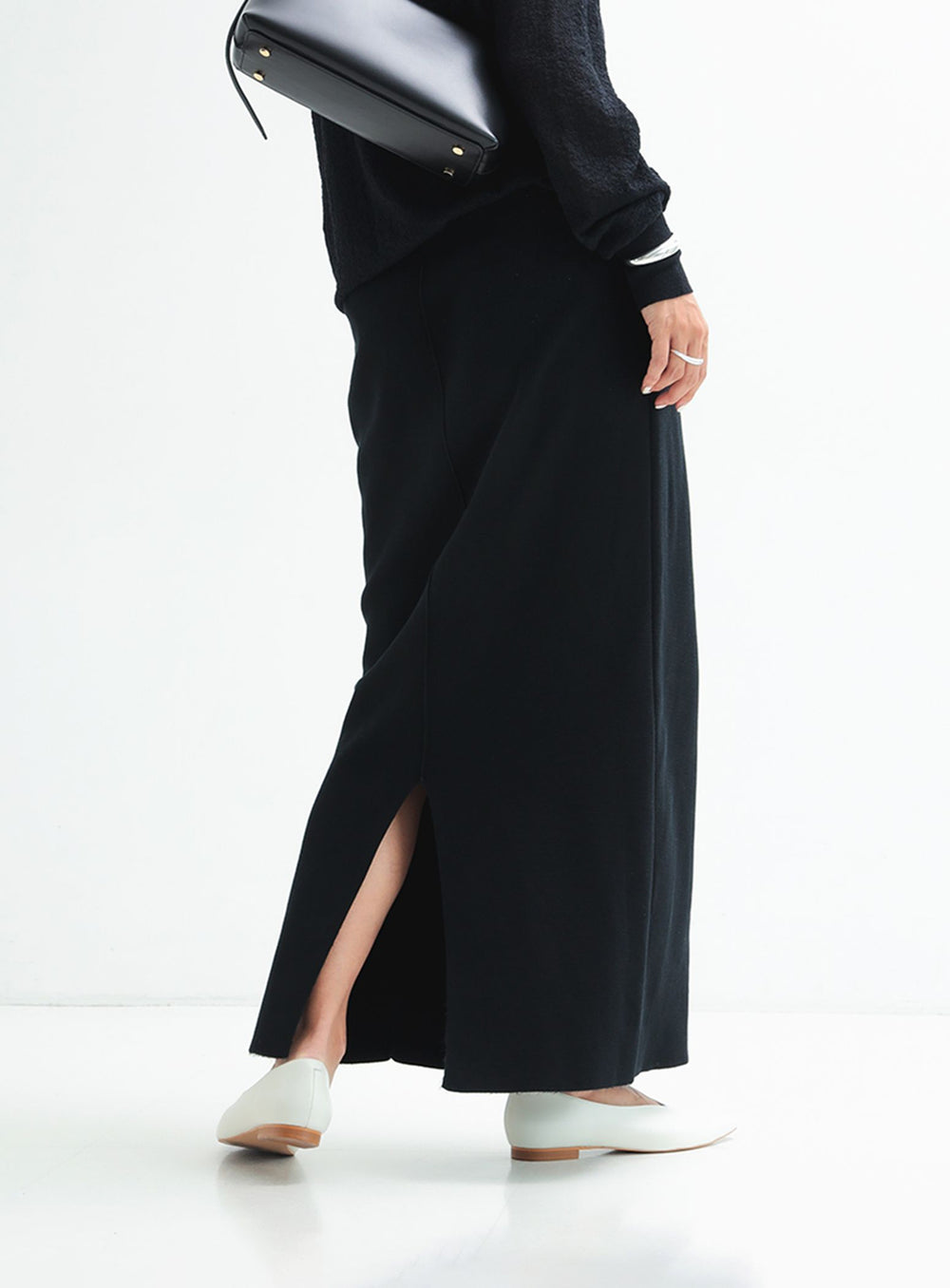 Simple Tight Knit Skirt .M