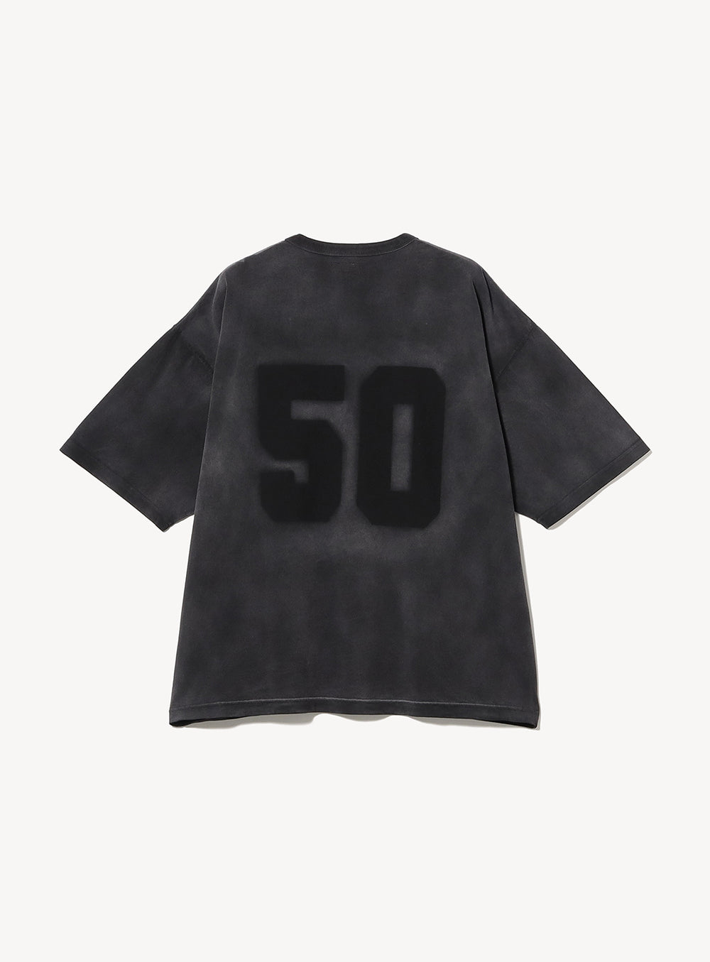 เสื้อยืดคอกลมลายตัวเลขฟอกสีซีด ทรงหลวมครอป