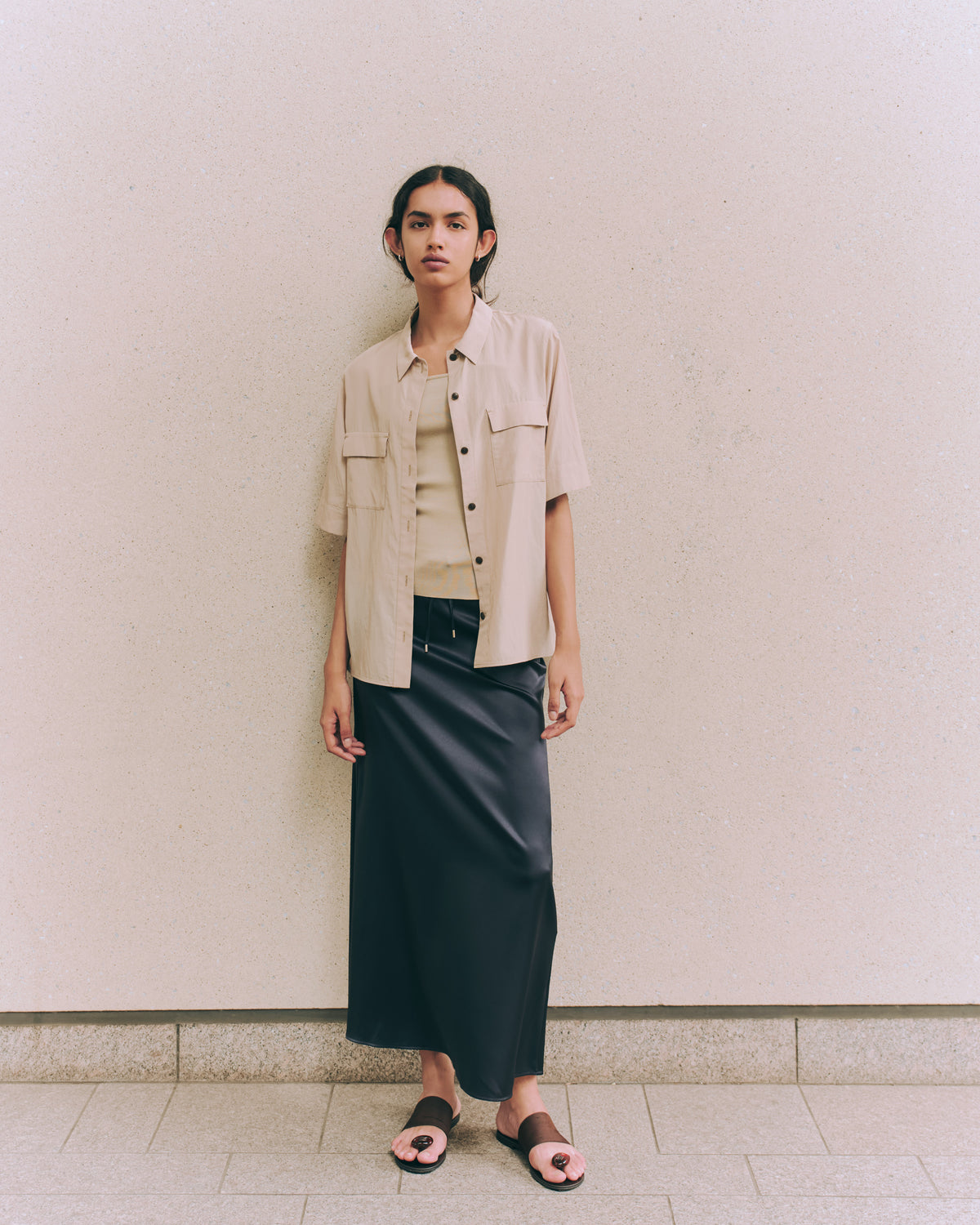 เสื้อเชิ้ตโอเวอร์ไซส์ผ้าคอตตอนอะซิเตท