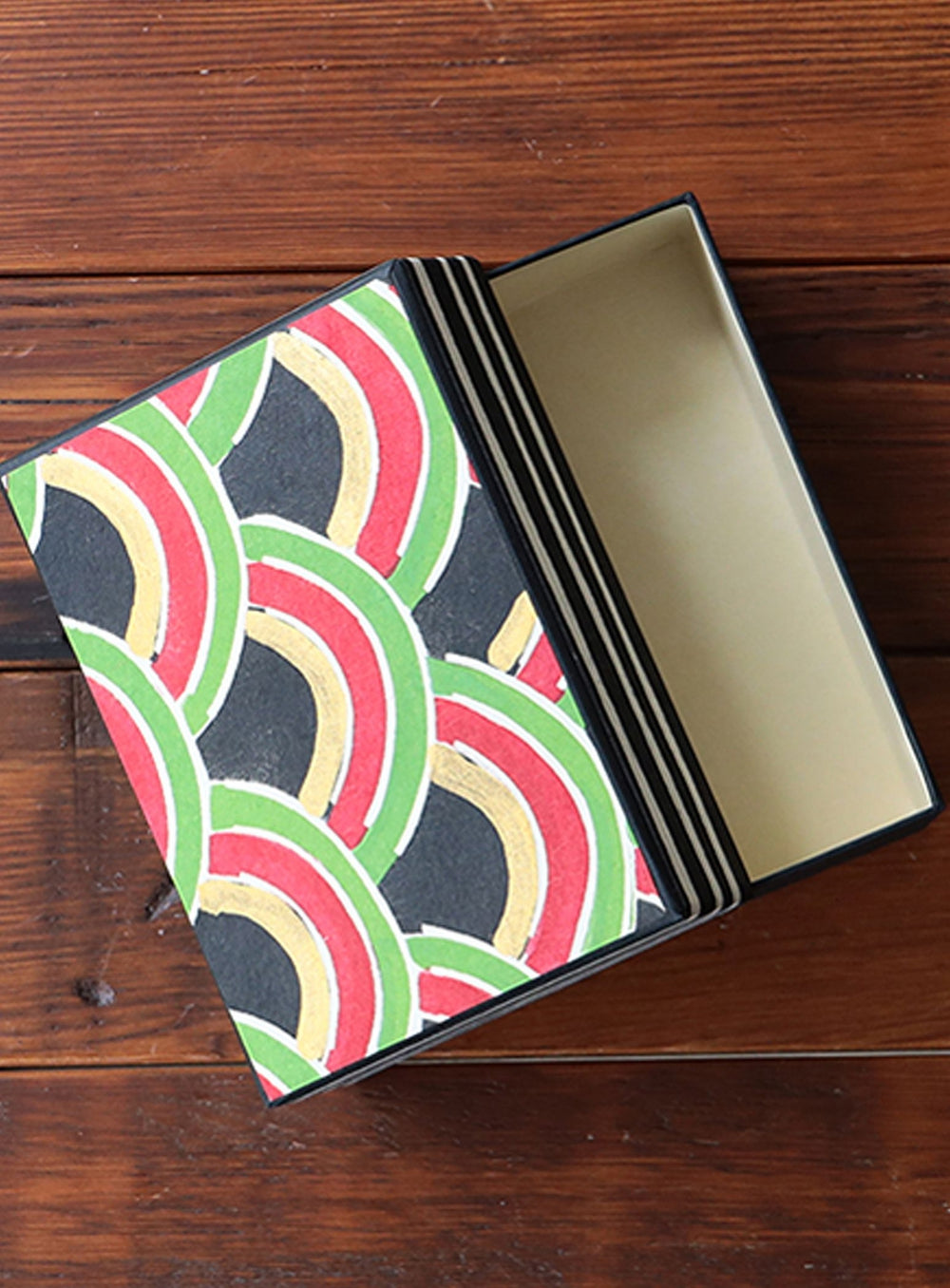【Exclusive】Keijusha / "Uroko" Paper Storage Box (Small)