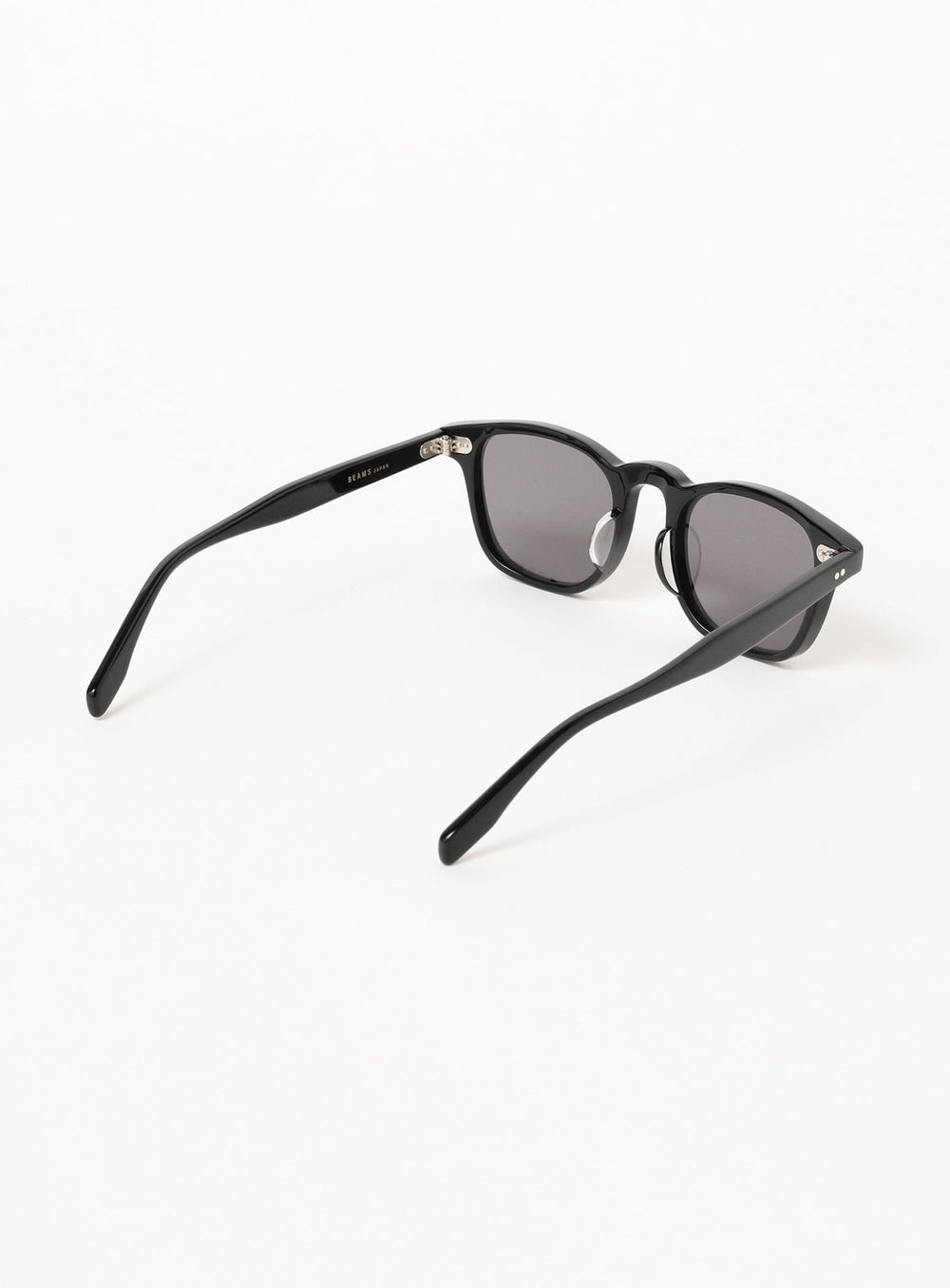แว่นกันแดดทรงเวลลิงตัน รุ่นสั่งทำพิเศษ / ซาซากิ เซลลูลอยด์ โคเกียวโชะ (UNISEX)