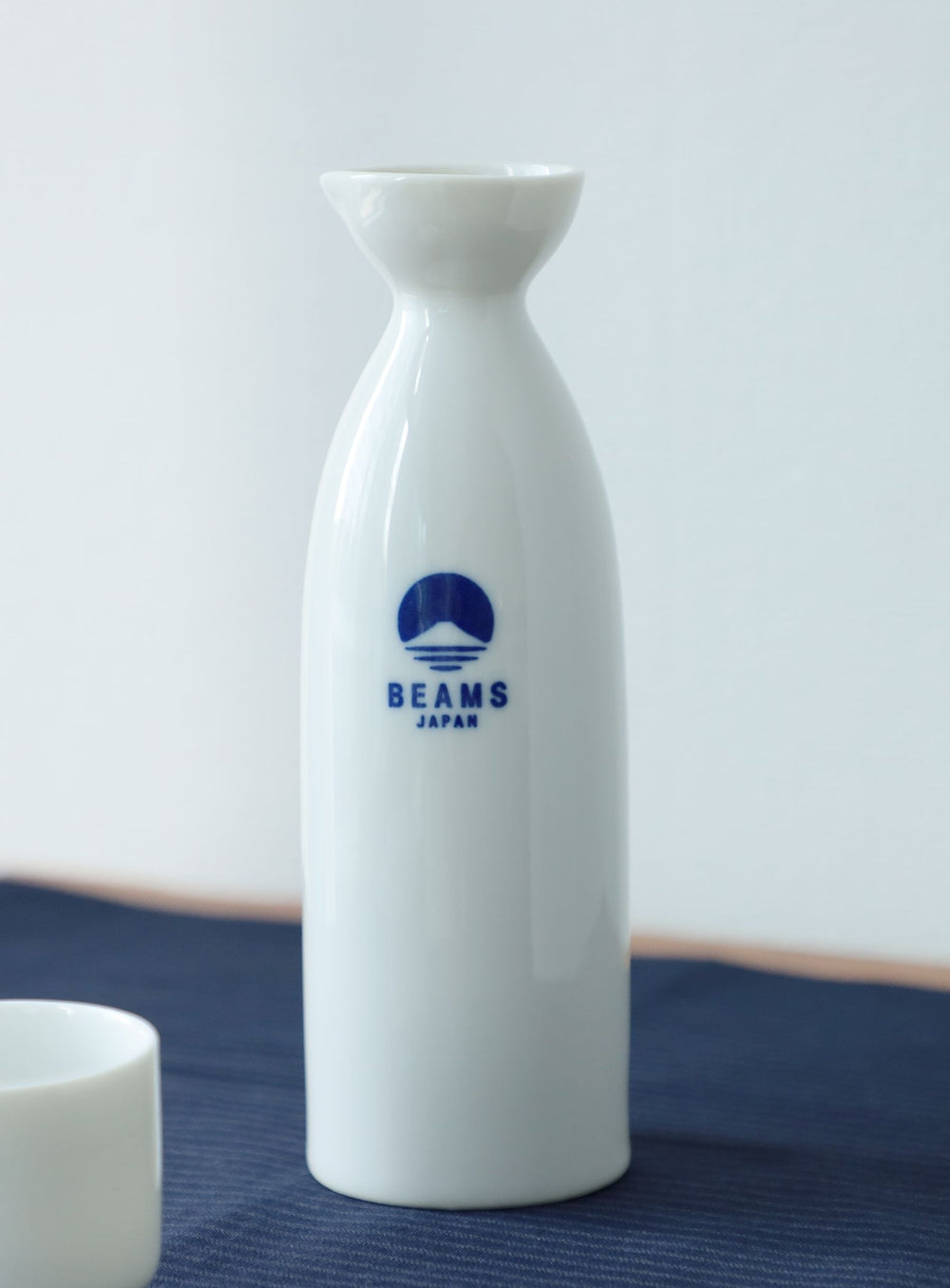 BEAMS JAPAN Logo Tokkuri Sake Carafe (2 Go)